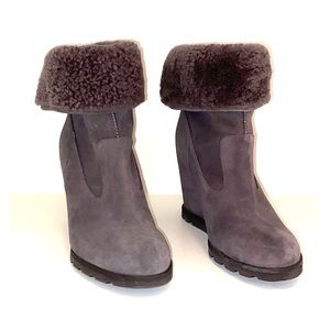 UGG Kyra Genuine Shearling and Wedge Boot Size 8